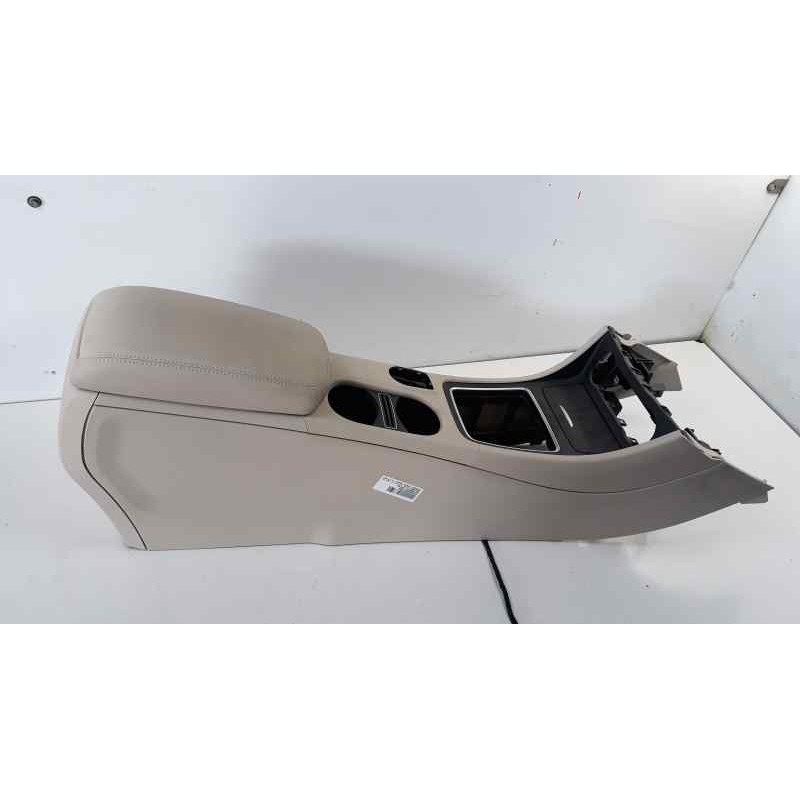 Recambio de apoyabrazos central para mercedes-benz clase cla (w117) cla 180 (117.342) referencia OEM IAM A24668014198L54  