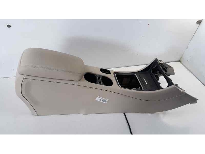 Recambio de apoyabrazos central para mercedes-benz clase cla (w117) cla 180 (117.342) referencia OEM IAM A24668014198L54  