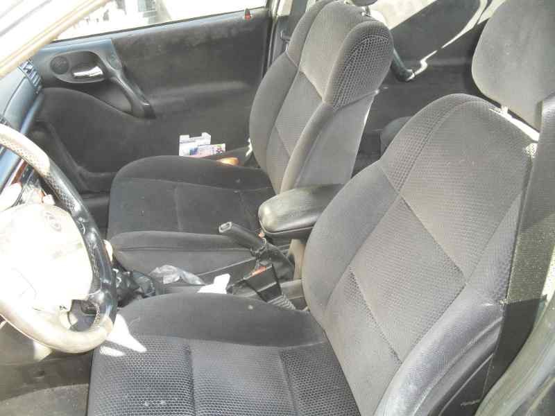 opel vectra b berlina del año 2001