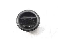 Recambio de rejilla aireadora para dacia sandero 1.0 12v cat referencia OEM IAM 687607797R   2