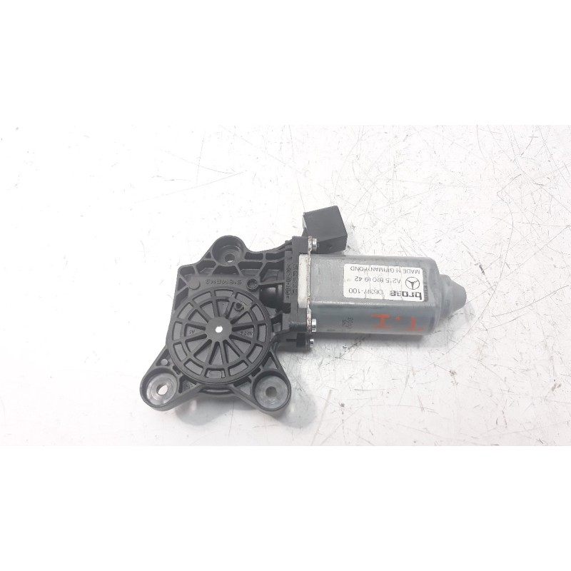 Recambio de motor elevalunas trasero izquierdo para mercedes-benz clase cl (w215) coupe 5.0 v8 24v cat referencia OEM IAM A21582