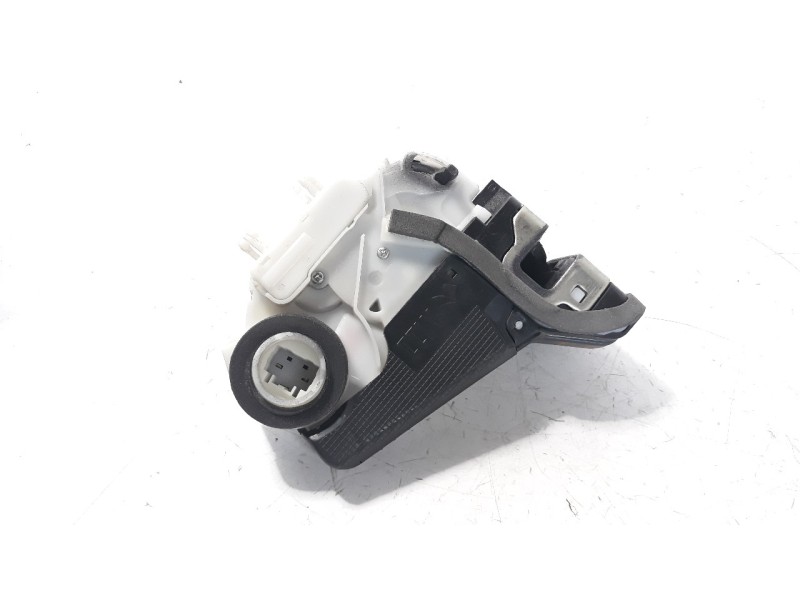 Recambio de cerradura puerta trasera izquierda para toyota yaris referencia OEM IAM U2014120F1  