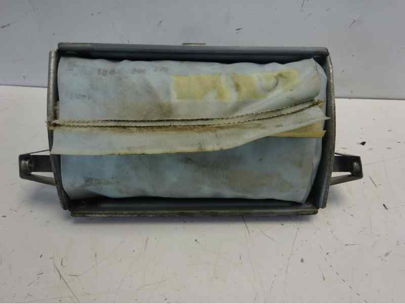 Recambio de airbag delantero derecho para volvo s40 berlina 1.8i referencia OEM IAM 30812727  