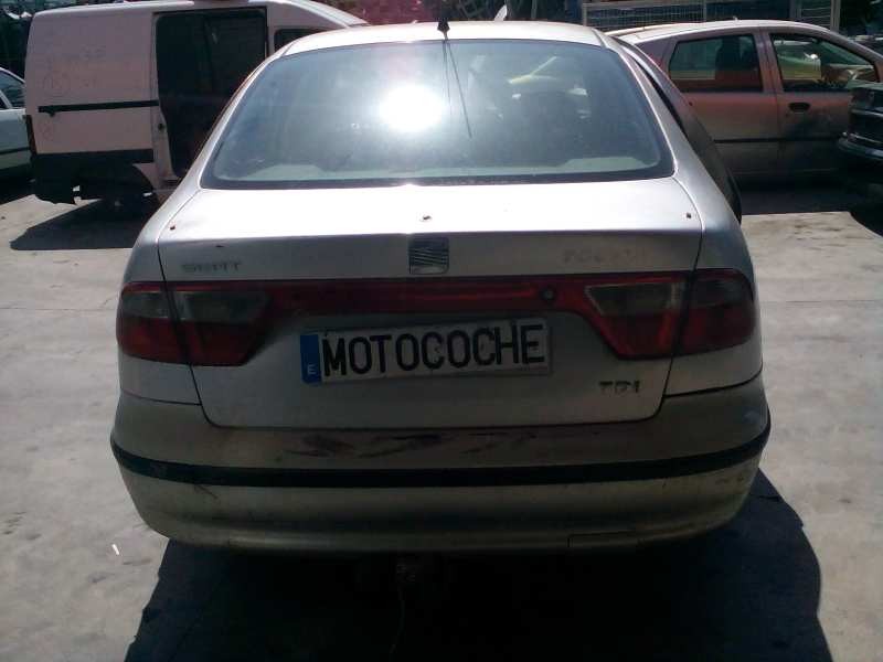 seat toledo (1m2) del año 2000