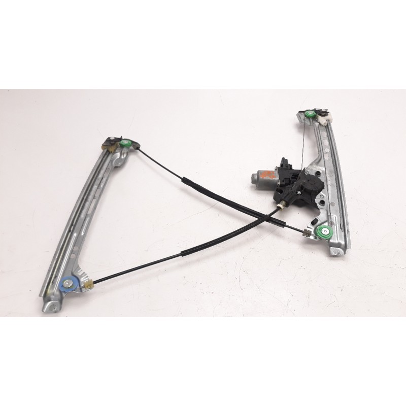 Recambio de elevalunas delantero izquierdo para renault megane iv berlina 5p 1.5 dci diesel fap energy referencia OEM IAM 807215