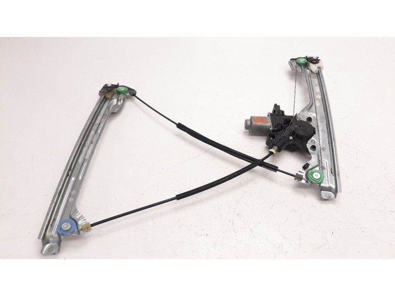 Recambio de elevalunas delantero izquierdo para renault megane iv berlina 5p 1.5 dci diesel fap energy referencia OEM IAM 807215