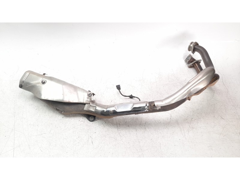 Recambio de tubo escape trasero para honda africa twin referencia OEM IAM 18100MKSE20  