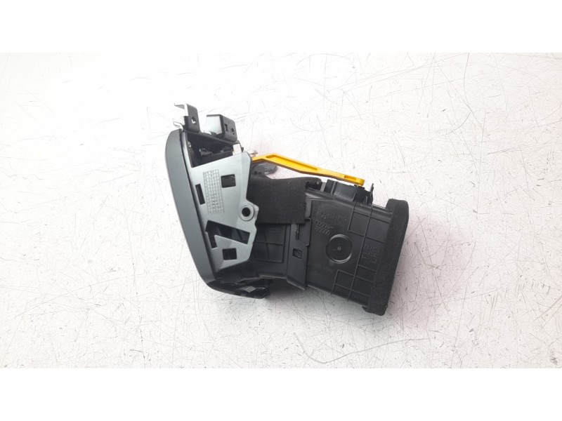 Recambio de aireador izquierdo para hyundai tucson 1.7 crdi cat referencia OEM IAM D797480000  