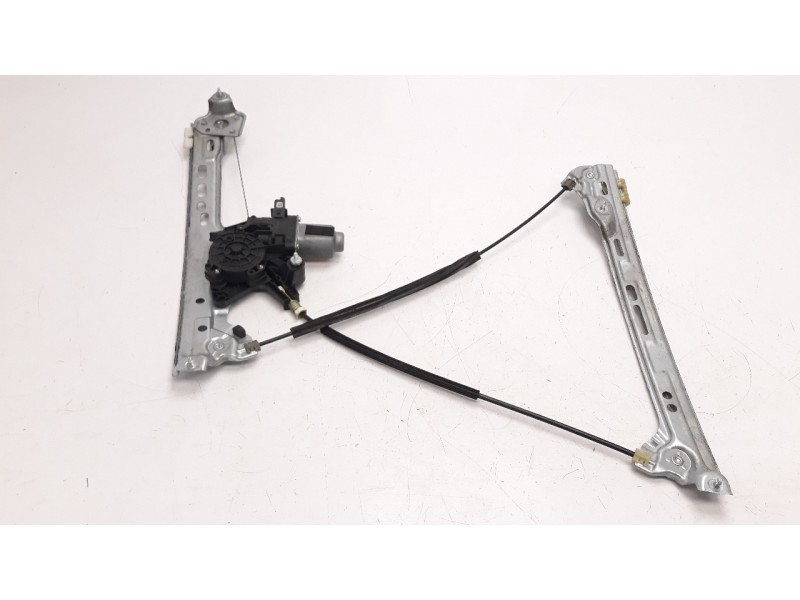 Recambio de elevalunas delantero izquierdo para renault megane iv berlina 5p 1.5 dci diesel fap energy referencia OEM IAM 807215