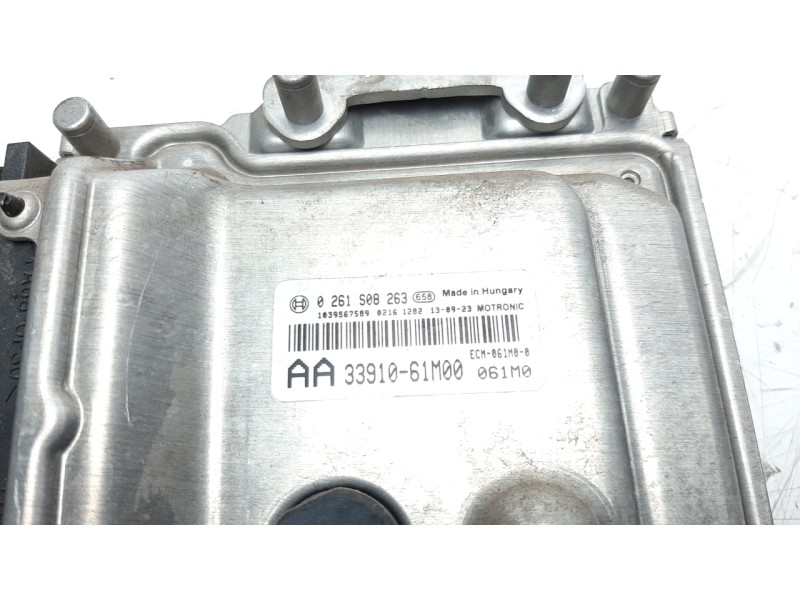 Recambio de centralita motor uce para suzuki sx4 1.6 16v cat referencia OEM IAM 3391061M00 0261S08263 