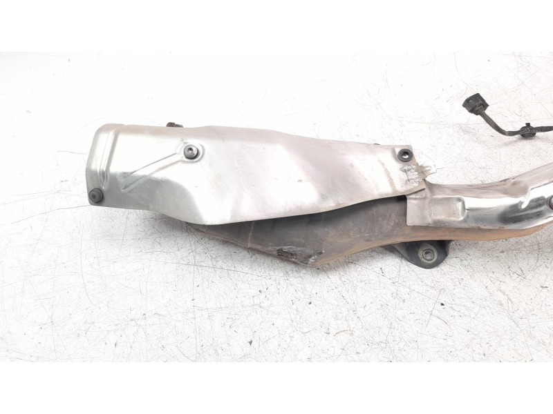 Recambio de tubo escape trasero para honda africa twin referencia OEM IAM 18100MKSE20  