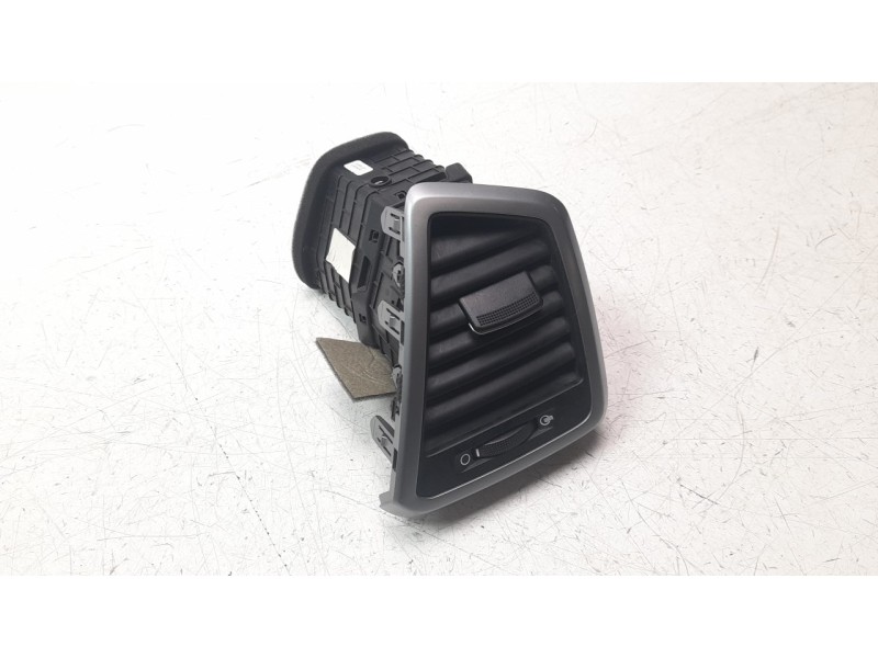 Recambio de aireador derecho para hyundai tucson 1.7 crdi cat referencia OEM IAM 97490D7000  