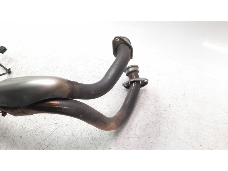Recambio de tubo escape trasero para honda africa twin referencia OEM IAM 18100MKSE20  