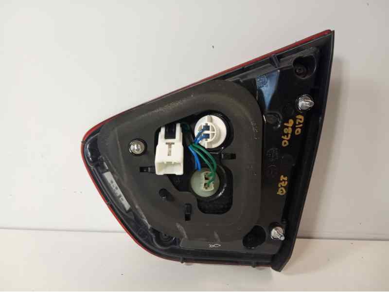 Recambio de piloto trasero izquierdo para kia rio (yb) 1.2 cat referencia OEM IAM 924031W2  