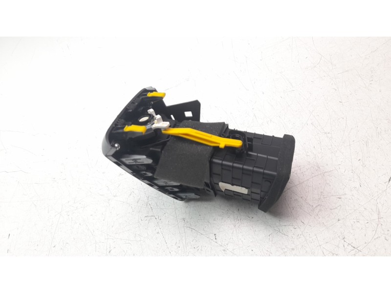 Recambio de aireador derecho para hyundai tucson 1.7 crdi cat referencia OEM IAM 97490D7000  