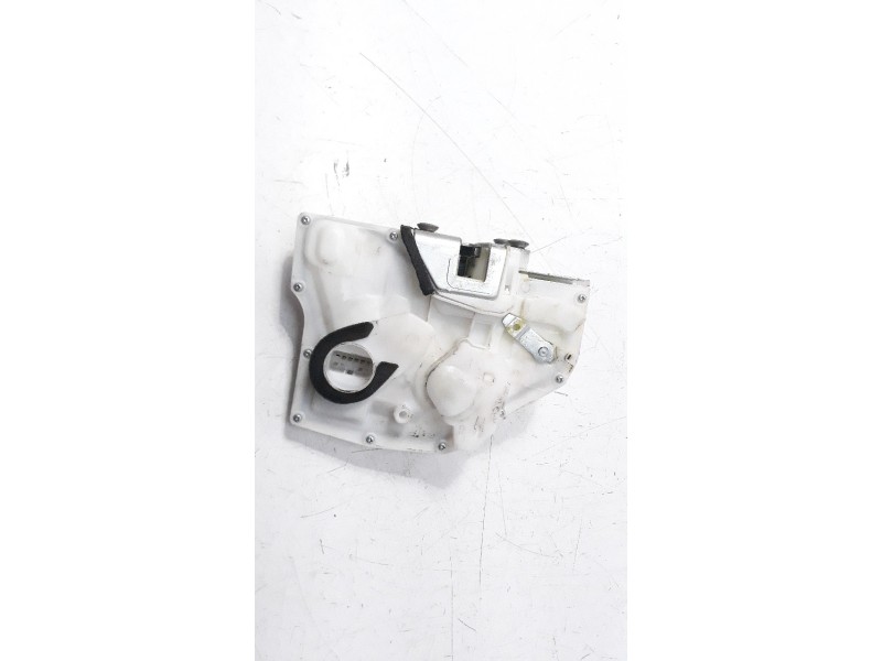 Recambio de cerradura puerta delantera derecha para suzuki sx4 1.6 16v cat referencia OEM IAM 8220161MA2000  