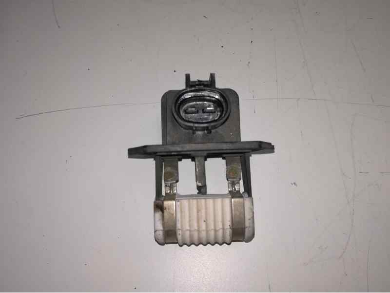 Recambio de resistencia calefaccion para hyundai i30 classic referencia OEM IAM 253852H000  