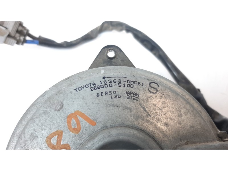 Recambio de electroventilador para toyota yaris referencia OEM IAM 163630M061  