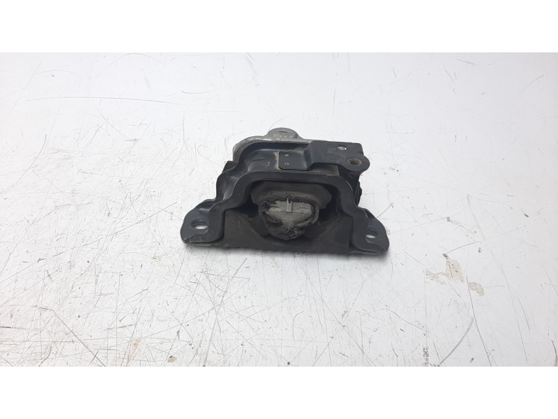 Recambio de soporte motor izquierdo para jeep renegade 1.6 m-jet cat referencia OEM IAM 519385500  