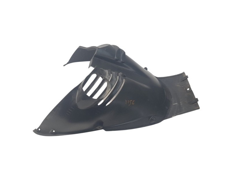 Recambio de moldura para honda pcx referencia OEM IAM 64520KWN710ZB  