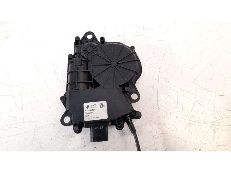 Recambio de cerradura maletero / porton para alfa romeo stelvio (630) quadrifoglio 4wd referencia OEM IAM 670035621  
