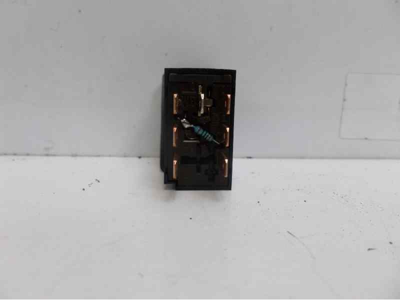 Recambio de warning para opel corsa b swing referencia OEM IAM 091380462905  