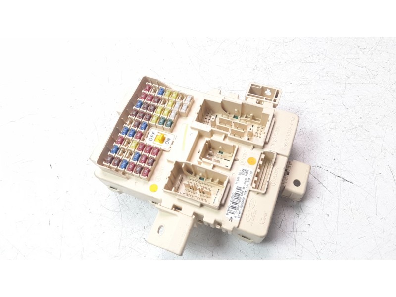 Recambio de caja reles / fusibles para hyundai tucson 1.7 crdi cat referencia OEM IAM 91950D3510  