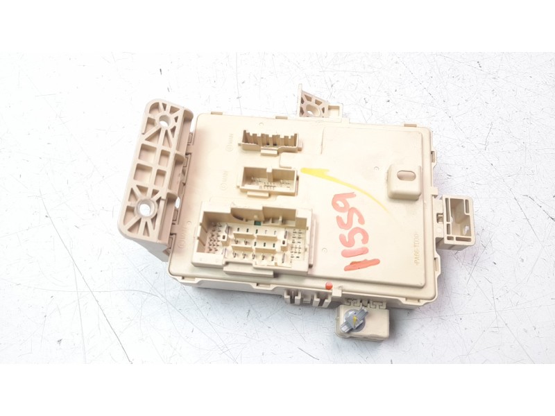 Recambio de caja reles / fusibles para hyundai tucson 1.7 crdi cat referencia OEM IAM 91950D3510  