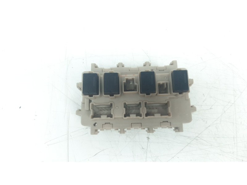 Recambio de caja reles / fusibles para nissan qashqai (j11) 1.6 dci turbodiesel cat referencia OEM IAM TD25PD5  