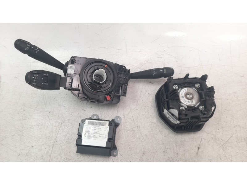 Recambio de kit airbag para peugeot 2008 (p1) allure referencia OEM IAM 98615803ZD  
