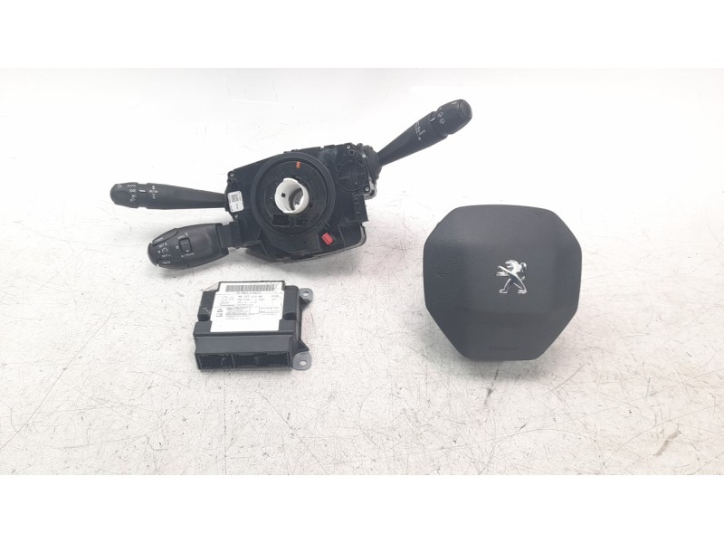 Recambio de kit airbag para peugeot 2008 (p1) allure referencia OEM IAM 98615803ZD  