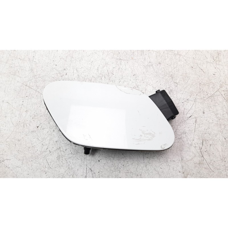 Recambio de tapa exterior combustible para volkswagen golf vii lim. (bq1) 1.6 tdi referencia OEM IAM 5G0809857A  