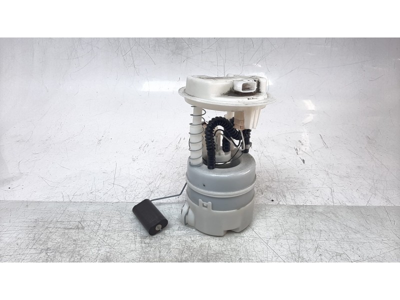 Recambio de bomba combustible para nissan pulsar (c13) acenta referencia OEM IAM 170401KC0B  