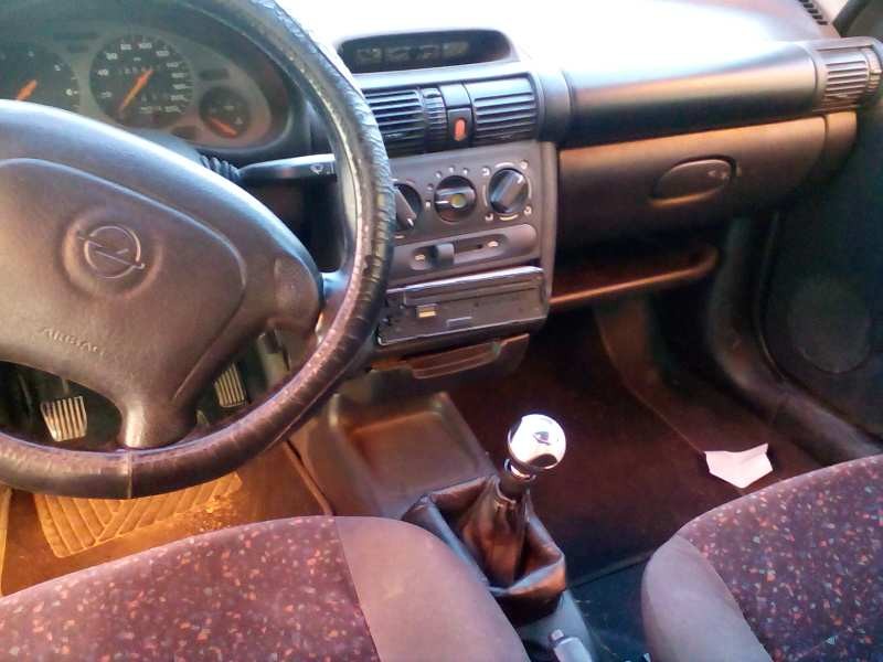 opel tigra del año 1997