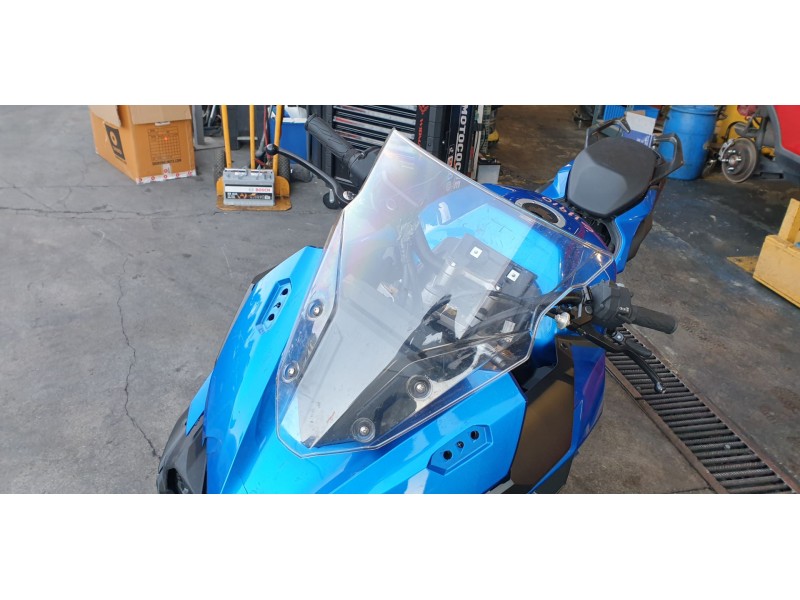 Recambio de cupula para suzuki gsx-s 1000 referencia OEM IAM 9461148K00000  