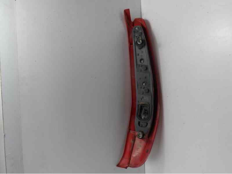 Recambio de piloto trasero izquierdo para fiat punto berlina (188) 1.2 cat referencia OEM IAM 0046523770 FT1334154 16304133