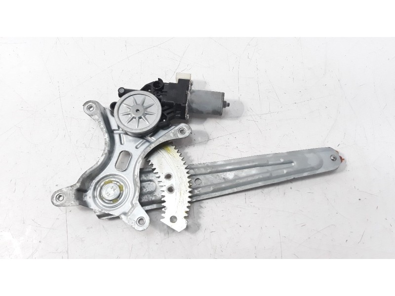 Recambio de elevalunas trasero izquierdo para suzuki sx4 1.6 16v cat referencia OEM IAM 8356061M00  