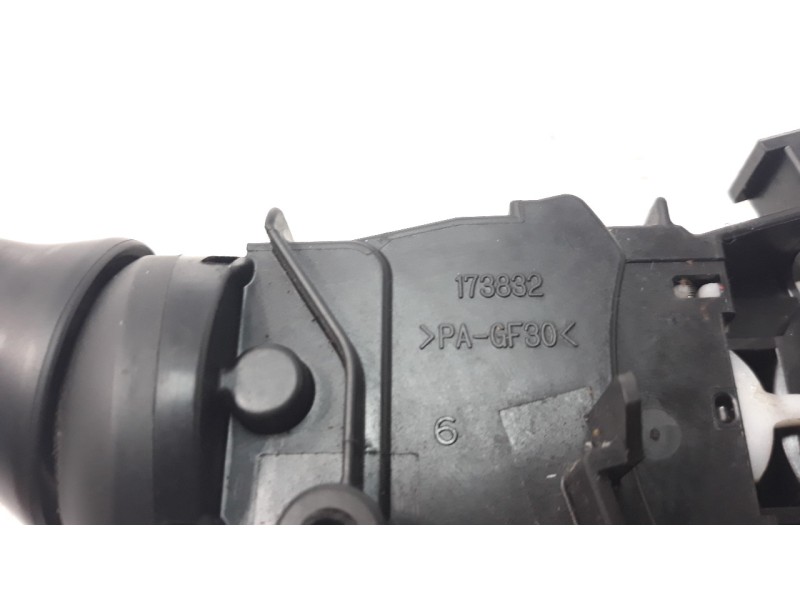 Recambio de mando intermitentes para toyota yaris referencia OEM IAM 173832  