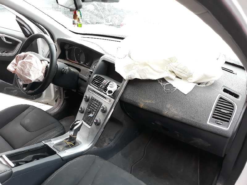 volvo xc60 del año 2016