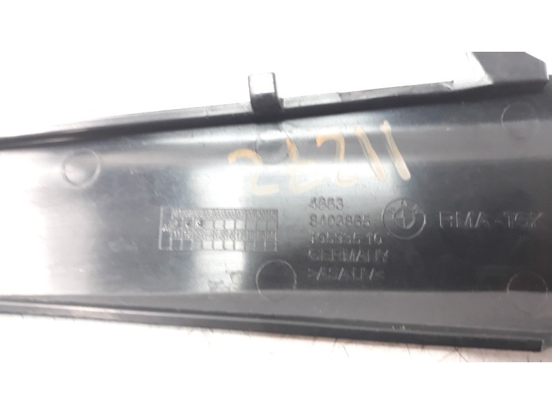 Recambio de moldura para bmw f 900 xr referencia OEM IAM 46638403865  