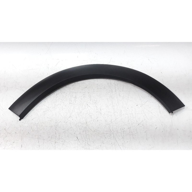 Recambio de aletin delantero derecho para citroen c3 1.2 12v e-thp referencia OEM IAM 9812088580  