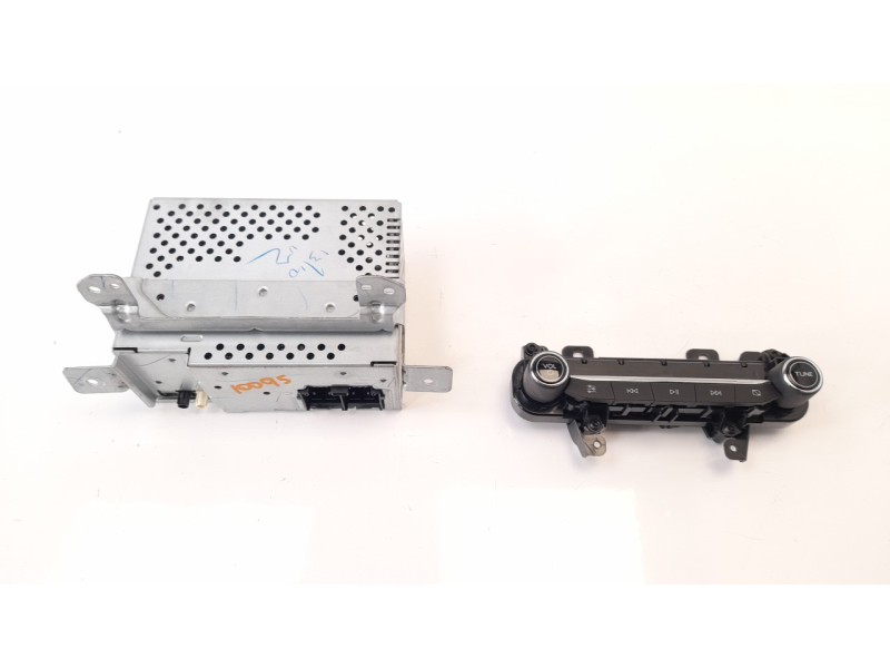 Recambio de sistema audio / radio cd para ford ka+ ultimate referencia OEM IAM J7BT18K811HB J7KLZ001T1X 