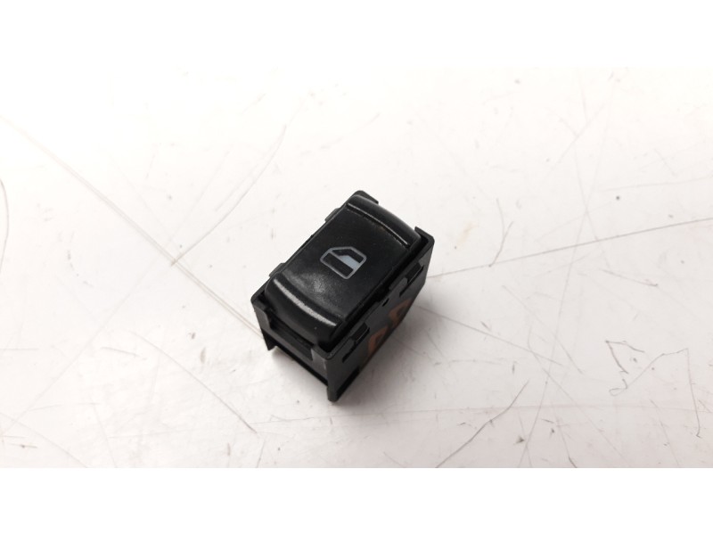 Recambio de mando elevalunas trasero derecho para volkswagen golf iv berlina (1j1) 1.9 tdi referencia OEM IAM 3B0959855B  