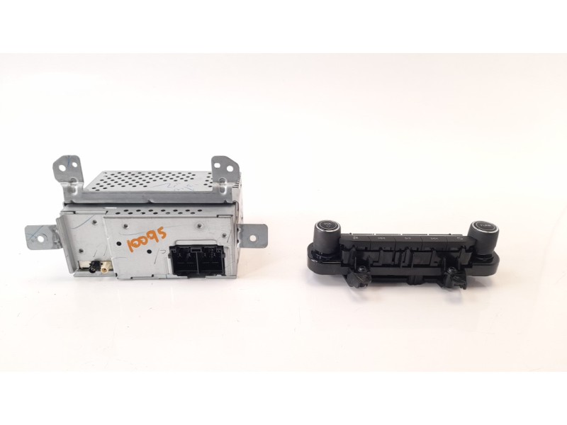 Recambio de sistema audio / radio cd para ford ka+ ultimate referencia OEM IAM J7BT18K811HB J7KLZ001T1X 