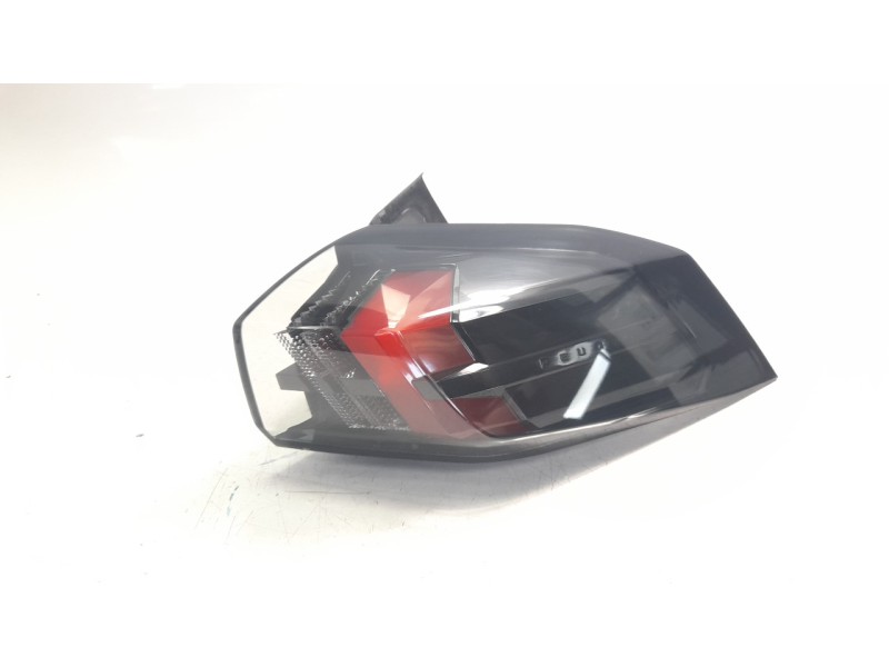 Recambio de piloto trasero derecho para peugeot 2008 (p1) allure referencia OEM IAM 9838190480  