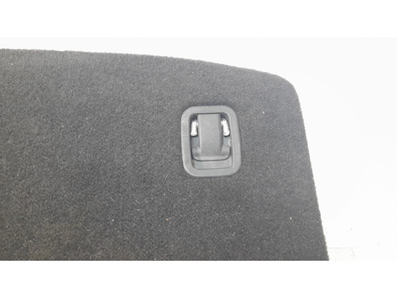 Recambio de bandeja trasera para hyundai kona 1.0 tgdi cat referencia OEM IAM 85720J9000  