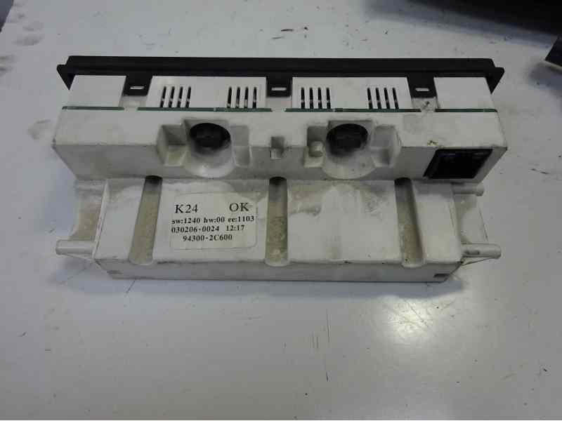 Recambio de cuadro instrumentos para hyundai coupe (gk) 2.0 gls referencia OEM IAM 943002C600  