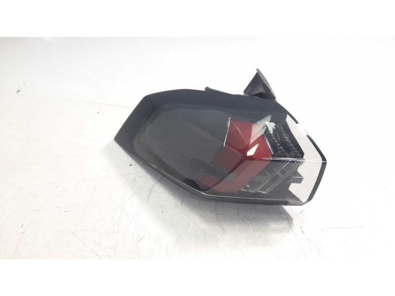 Recambio de piloto trasero izquierdo para peugeot 2008 (p1) allure referencia OEM IAM 9838190580  