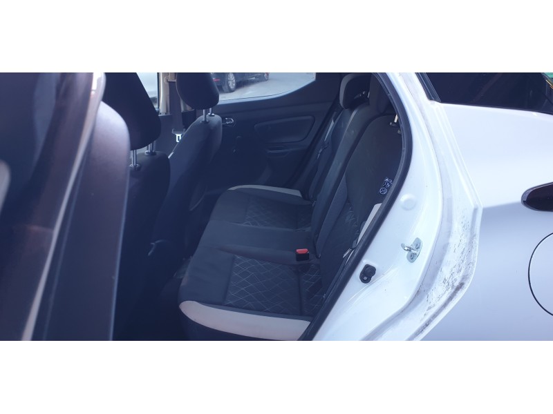 nissan micra v (k14) del año 2017