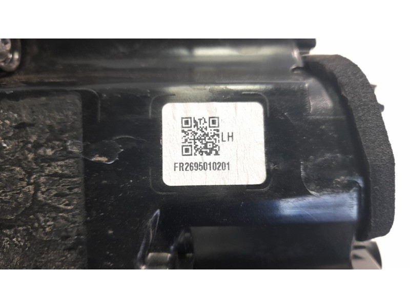 Recambio de piloto trasero izquierdo para peugeot 2008 (p1) allure referencia OEM IAM 9838190580  